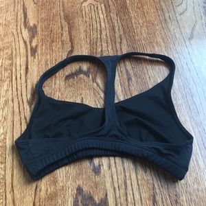 Onzie T back sports bra like new
