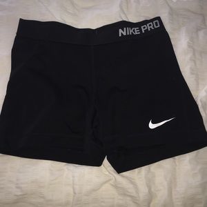 Black nike pros