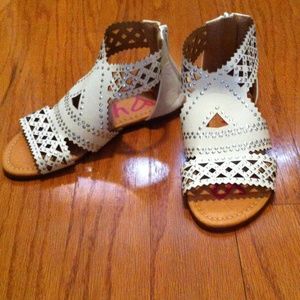 Girls sandals