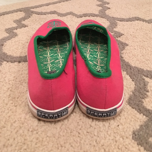 Sperry's - Picture 2 of 3