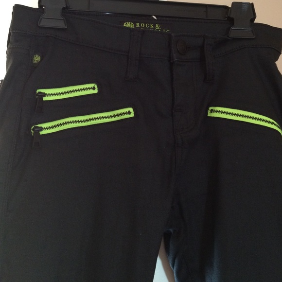 ROCK & REPUBLIC Black Leather Finish Pants