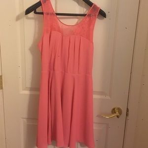 Express salmon dress