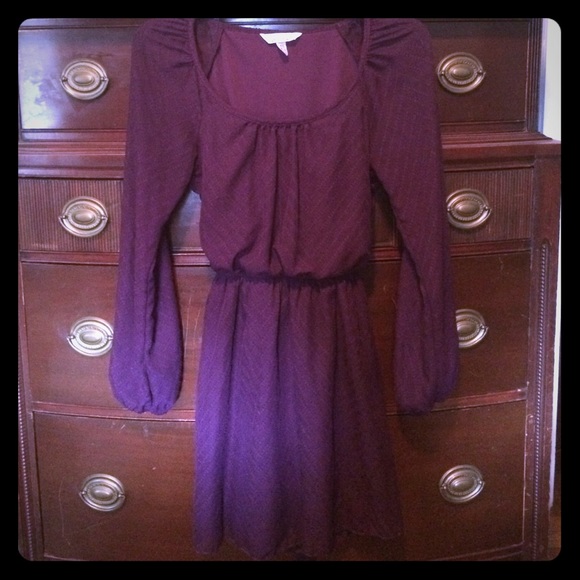 Eggplant dress with chevron stitch print