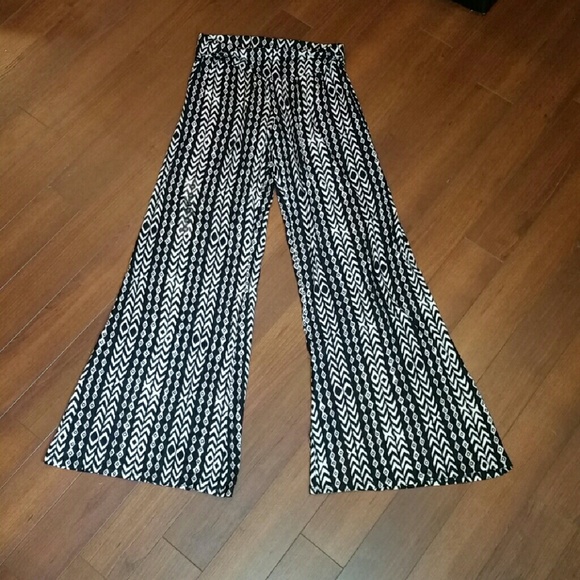 NWOT Super comfy tribal print pants