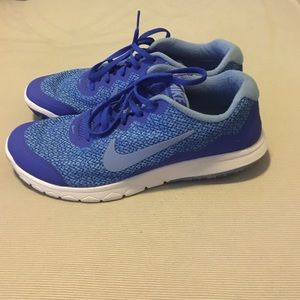 Women's Nike flex experience RN4