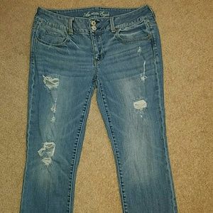American Eagle cropped jeans.