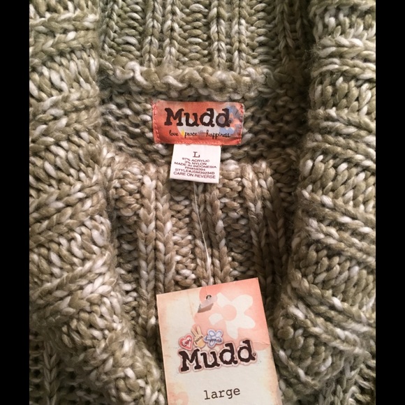 Sweater - Picture 3 of 3