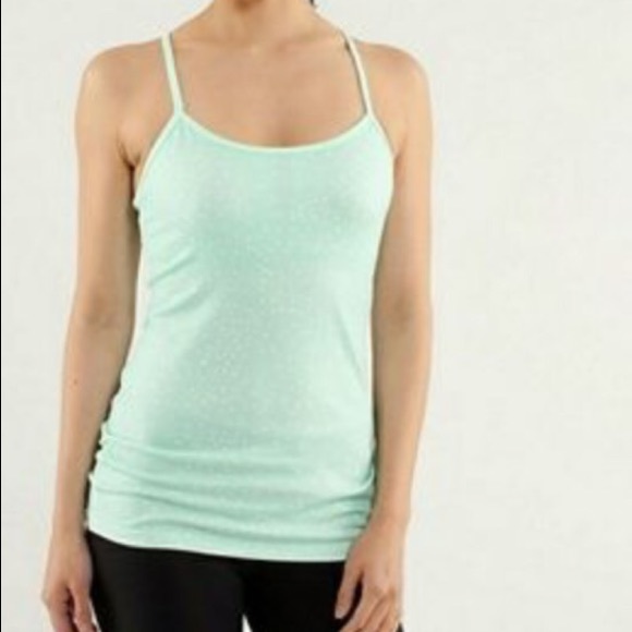Lululemon Y tank