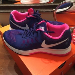 LIKE NEW! Nike air zoom Pegasus 31