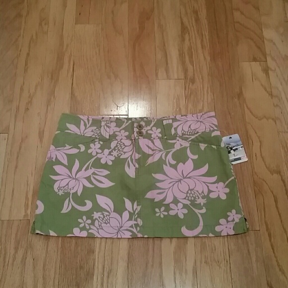 NWT Roxy hawaiian floral mini skirt sz 3