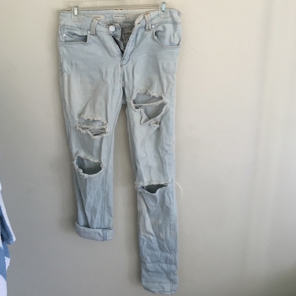 distressed boyfriend jeans