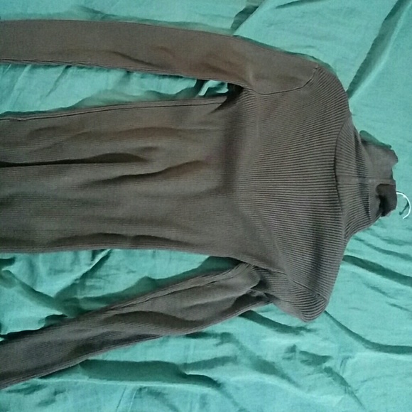Express tuetleneck sweater