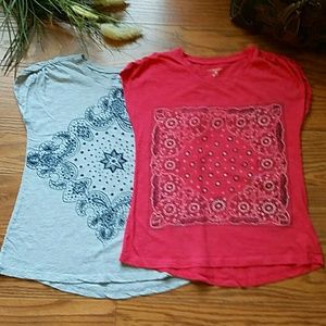 SET of 2 G.H. Bass Handkerchief  Tees