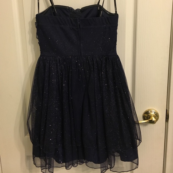 Dress - Picture 3 of 3