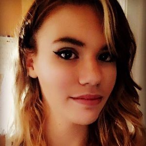 Meet your Posher, Shea