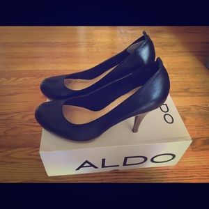 Black Aldo heels