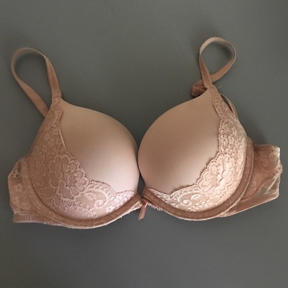 VS add 2-cup size Angel