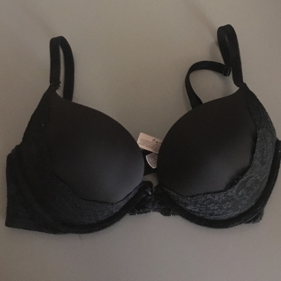 VS add 2-cup sizes Angel Bra