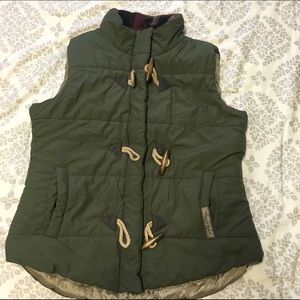 Legendary whitetails vest