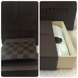 LOUIS VUITTON MEN'S WALLET