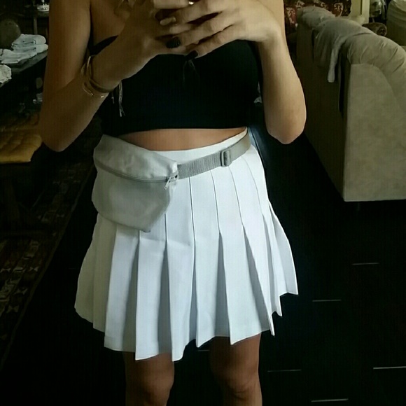 American Apparel leather fanny pack NEW!  Silver - Picture 4 of 4