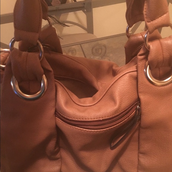 Beige Spacious Handbag - Picture 4 of 4
