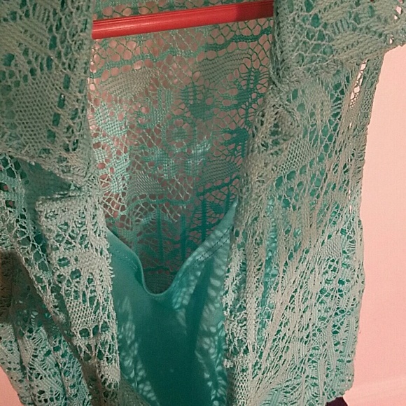 Dress - Picture 3 of 3