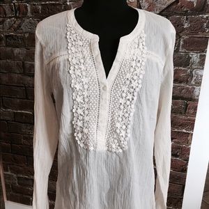 Gorgeous EDDIE BAUER Gauze Cream Tunic