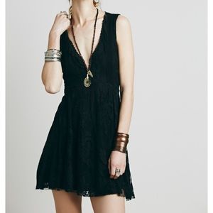 Free People Reign Over Me dress! Black size 4