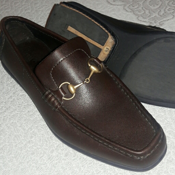 Authentic guccishoes mens made in italy 8.5us size