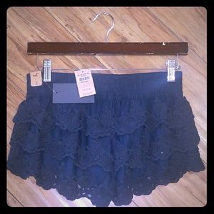 Hollister blue lace shorts