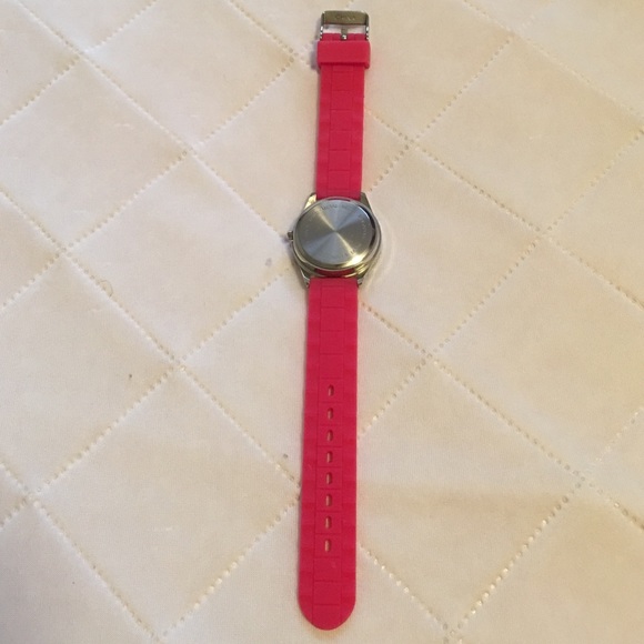 Watch - Picture 2 of 3