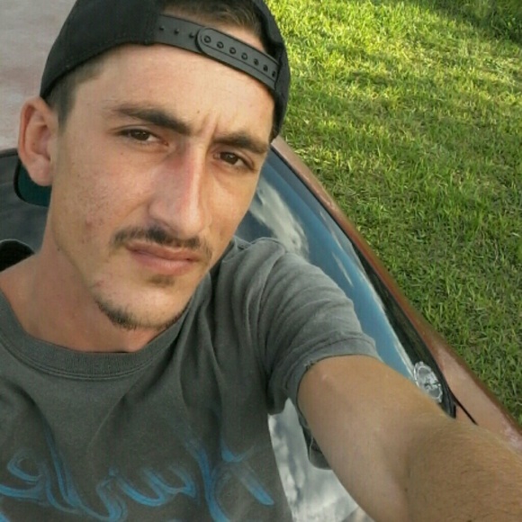 Meet your Posher, Joey - Picture 1 of 1