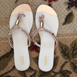 Mossimo gold sandals