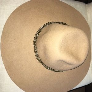 Fall oversized hat