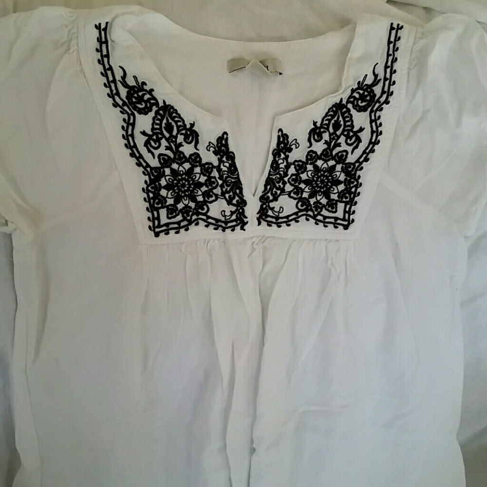 F21 embroidered top