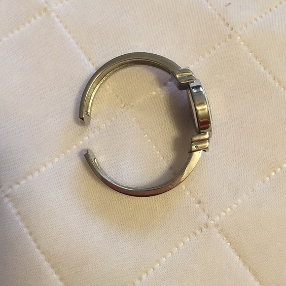 Watch - Picture 2 of 4