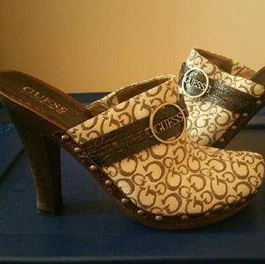Guess  Clogs