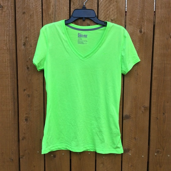 NIKE SHORTSLEEVE LEGEND V-NECK T-SHIRT 2.0