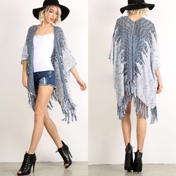 LAST CHANCE! 🆕 Striped Fringe Kimono