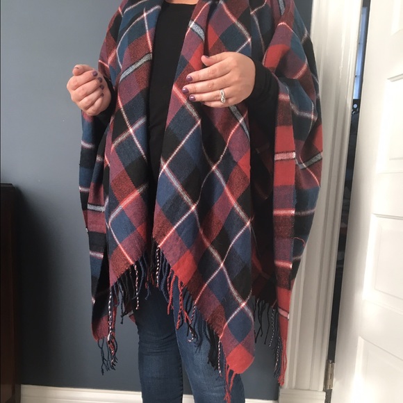 Plaid shawl/poncho, perfect for fall!