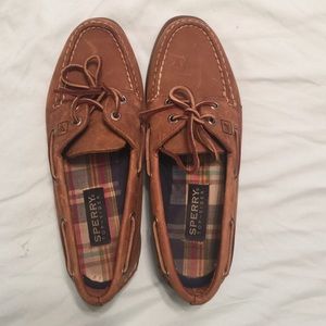 Sperry boat shoe - leather-NWOT