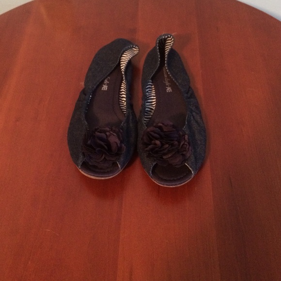 Denim flats