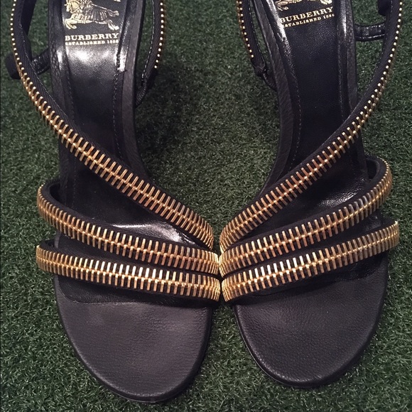 Burberry Heeled Sandals With Zipper Detail - Picture 4 of 4