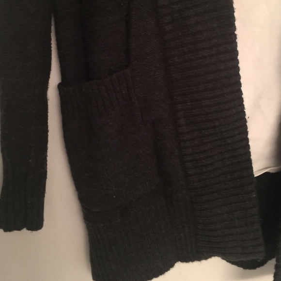 Cardigan - Picture 2 of 3