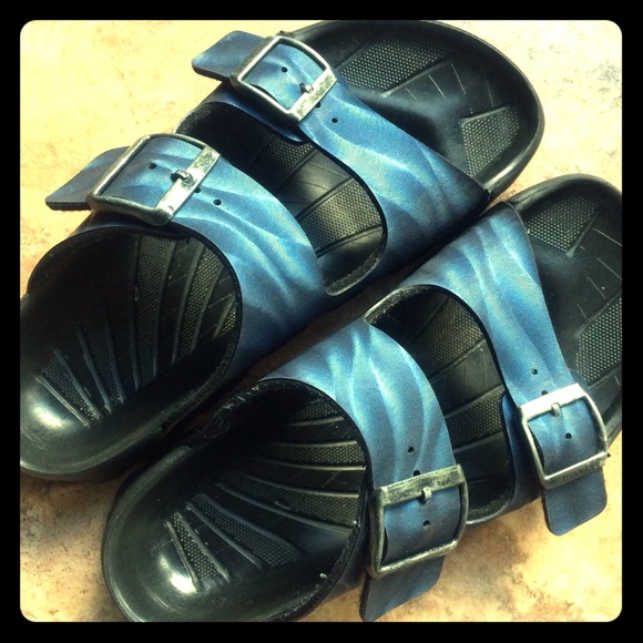 💙Birki's by Birkenstock 2 Strap Blue Sandals💙