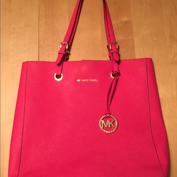 Michael Kors Handbags - Michael Kors Jet Set Tote in Hot Pink (medium)