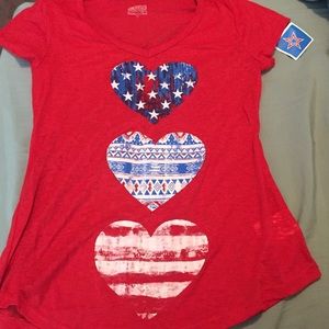 red, white, and blue t shirt