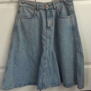 Zara woman's size M Jean a line skirt