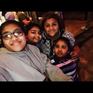 Meet your Posher, Sonal